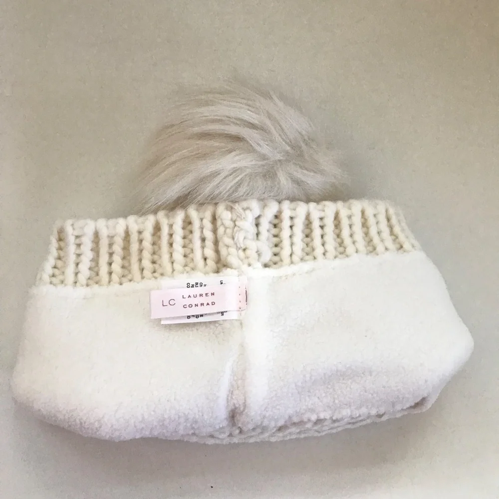 LC LAUREN CONRAD Pom Pom Beanie Hat Sherpa Sequins Knit Hat NWT